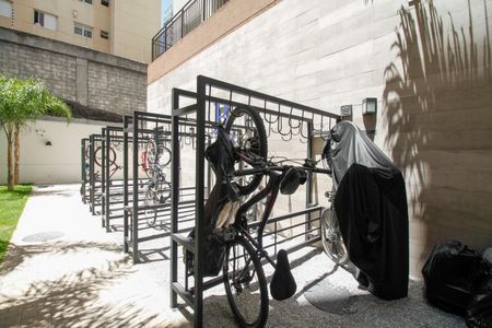 Apartamento à venda com 40m², 2 quartos e sem vaga Apartamento à venda com 40m², 2 quartos e sem vagaÁrea Comum - Bicicletário