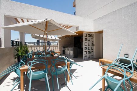 Apartamento à venda com 40m², 2 quartos e sem vaga Apartamento à venda com 40m², 2 quartos e sem vagaÁrea Comum - Churrasqueira