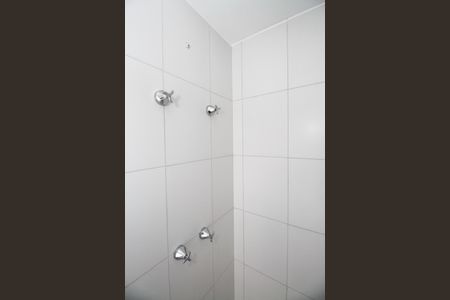 Apartamento à venda com 40m², 2 quartos e sem vaga Apartamento à venda com 40m², 2 quartos e sem vagaBanheiro