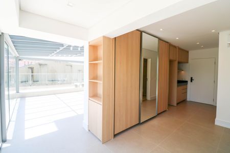 Varanda de apartamento à venda com 1 quarto, 67m² em Vila Cordeiro, São Paulo
