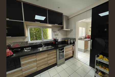 Casa para alugar com 350m², 4 quartos e 4 vagasCozinha