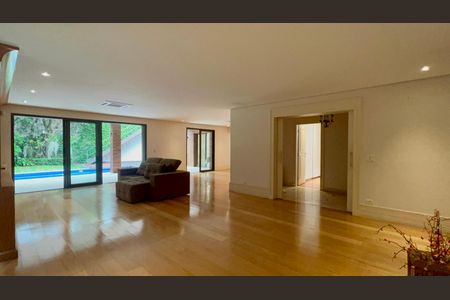 Casa à venda com 455m², 3 quartos e 5 vagasSala