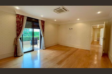 Casa à venda com 455m², 3 quartos e 5 vagasQuarto