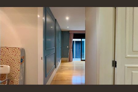 Casa à venda com 455m², 3 quartos e 5 vagasSuíte 1