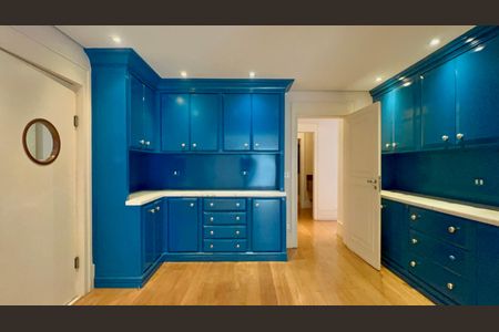 Casa à venda com 455m², 3 quartos e 5 vagasCopa