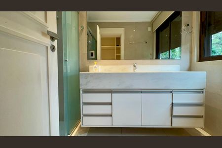 Casa à venda com 455m², 3 quartos e 5 vagasCloset da suíte 3