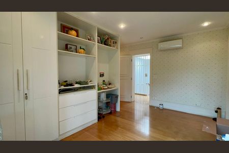 Casa à venda com 455m², 3 quartos e 5 vagasQuarto