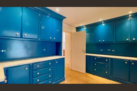 Casa à venda com 455m², 3 quartos e 5 vagasCopa