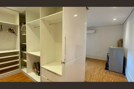 Casa à venda com 455m², 3 quartos e 5 vagasSuíte 3