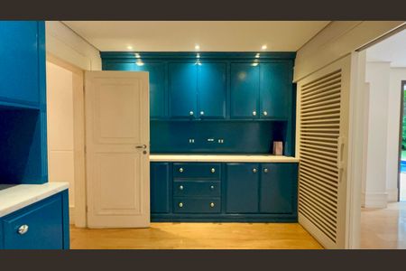 Casa à venda com 455m², 3 quartos e 5 vagasCopa