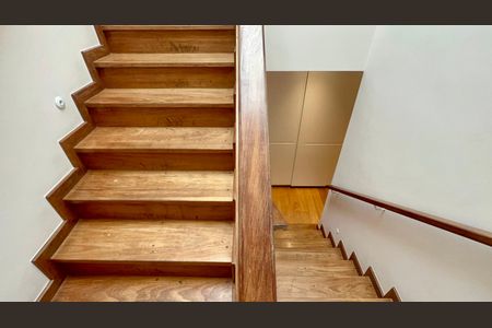 Casa à venda com 455m², 3 quartos e 5 vagasCorredor