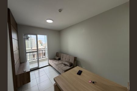 Sala e varanda  de apartamento para alugar com 1 quarto, 33m² em Aguas Claras, Brasília