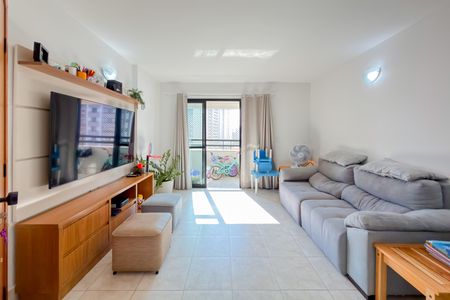 Apartamento à venda com 110m², 3 quartos e 2 vagasSala