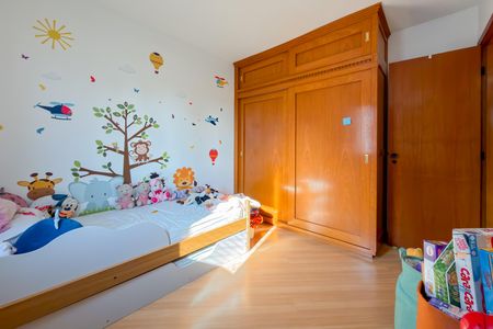 Apartamento à venda com 110m², 3 quartos e 2 vagasQuarto 2