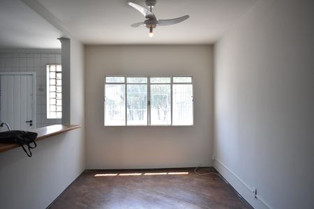 Casa para alugar com 250m², 3 quartos e 1 vagaCozinha