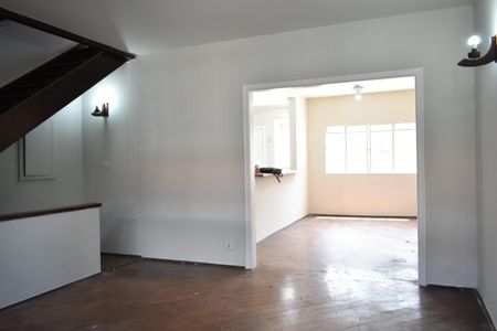 Sala de casa para alugar com 3 quartos, 250m² em Planalto Paulista, São Paulo