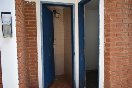 Casa para alugar com 250m², 3 quartos e 1 vagaBanheiro externo