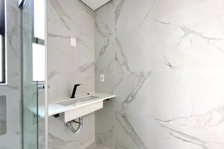 Apartamento à venda com 180m², 2 quartos e 2 vagasBanheiro da Suíte 1