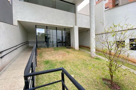 Apartamento à venda com 180m², 2 quartos e 2 vagasÁrea comum - Rampa de Acesso