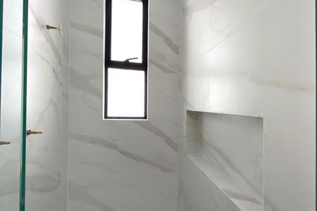 Apartamento à venda com 180m², 2 quartos e 2 vagasBanheiro da Suíte 2