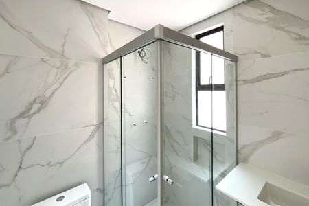 Apartamento à venda com 180m², 2 quartos e 2 vagasBanheiro da Suíte 1