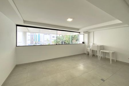 Apartamento à venda com 180m², 2 quartos e 2 vagasÁrea comum - Salão de festas