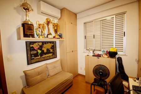 Apartamento à venda com 155m², 3 quartos e 2 vagasquarto 1