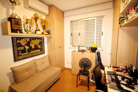 Apartamento à venda com 155m², 3 quartos e 2 vagasquarto 1