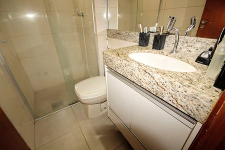 Apartamento à venda com 155m², 3 quartos e 2 vagasbanheiro 1