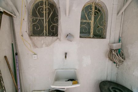 Casa à venda com 240m², 3 quartos e 3 vagasÁrea de Serviço