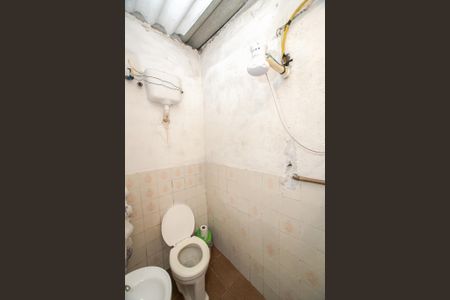 Casa à venda com 240m², 3 quartos e 3 vagasBanheiro 2