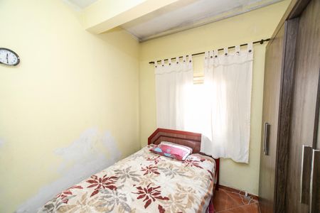 Casa à venda com 240m², 3 quartos e 3 vagasSuíte