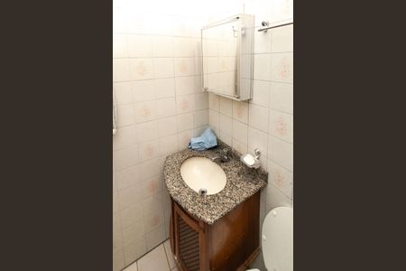 Casa à venda com 240m², 3 quartos e 3 vagasBanheiro da Suíte