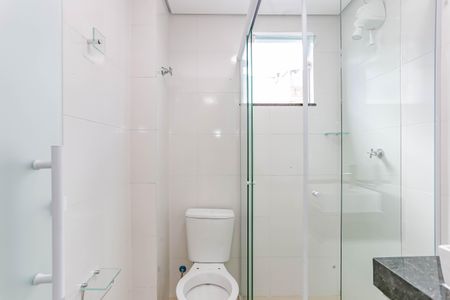 Banheiro de apartamento para alugar com 1 quarto, 30m² em Vila Moinho Velho, São Paulo