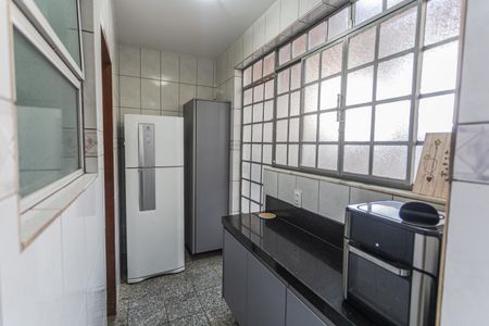 Apartamento à venda com 149m², 3 quartos e 2 vagas Apartamento à venda com 149m², 3 quartos e 2 vagasDespensa da Cozinha