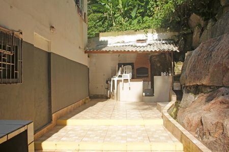 Casa para alugar com 160m², 4 quartos e 1 vaga