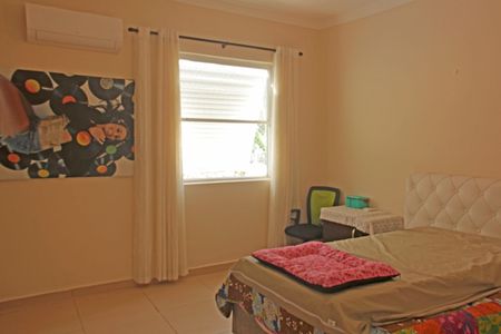 Casa para alugar com 160m², 4 quartos e 1 vaga