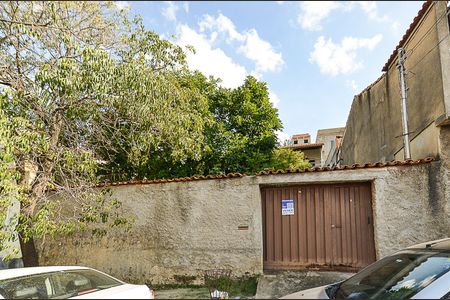 Casa à venda com 360m², 3 quartos e 5 vagasFachada