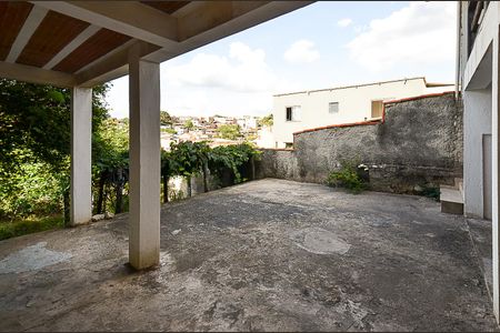 Casa à venda com 360m², 3 quartos e 5 vagasÁrea Externa
