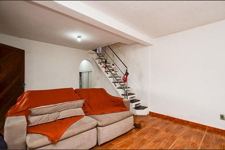 Casa à venda com 360m², 3 quartos e 5 vagasSala