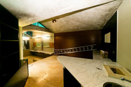 Casa à venda com 604m², 8 quartos e 10 vagasEscritório