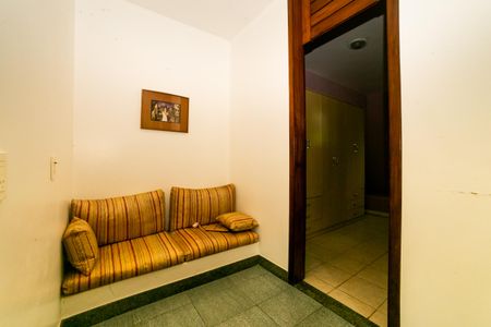 Casa à venda com 604m², 8 quartos e 10 vagasÁrea de Serviço