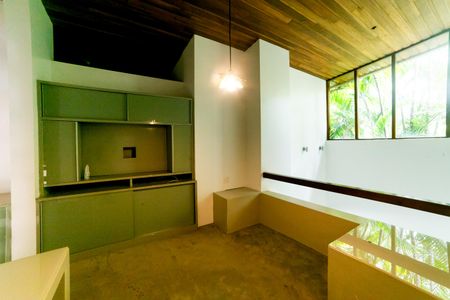 Casa à venda com 604m², 8 quartos e 10 vagasSala de TV