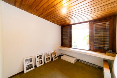 Casa à venda com 604m², 8 quartos e 10 vagasQuarto 3