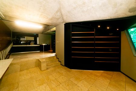 Casa à venda com 604m², 8 quartos e 10 vagasEscritório