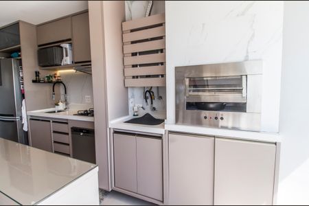 Apartamento à venda com 68m², 2 quartos e 1 vagaÁrea de Serviço