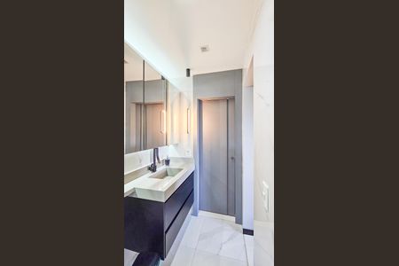 Apartamento à venda com 84m², 2 quartos e 1 vagaBanheiro da suíte 1