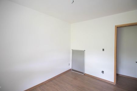 Quarto 2 de apartamento para alugar com 2 quartos, 60m² em Porto Novo, São Gonçalo