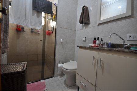 Casa à venda com 125m², 3 quartos e 2 vagasBanheiro do Quarto Suíte