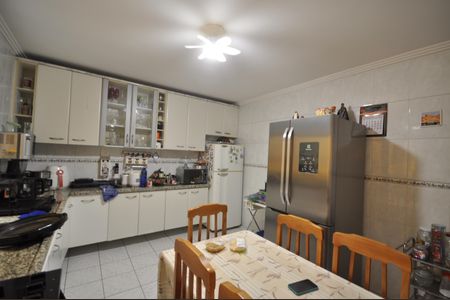 Casa à venda com 125m², 3 quartos e 2 vagasCozinha